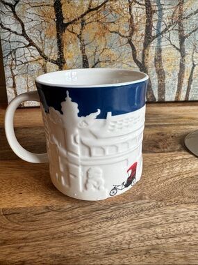 Starbucks Discontinued White Ceramic Beijing China 16 oz Red Rickshaw Accent